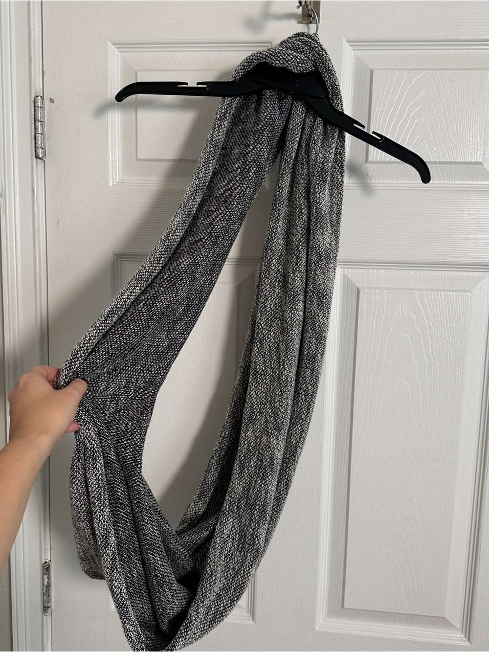 H&M Marled Gray Infinity Scarf